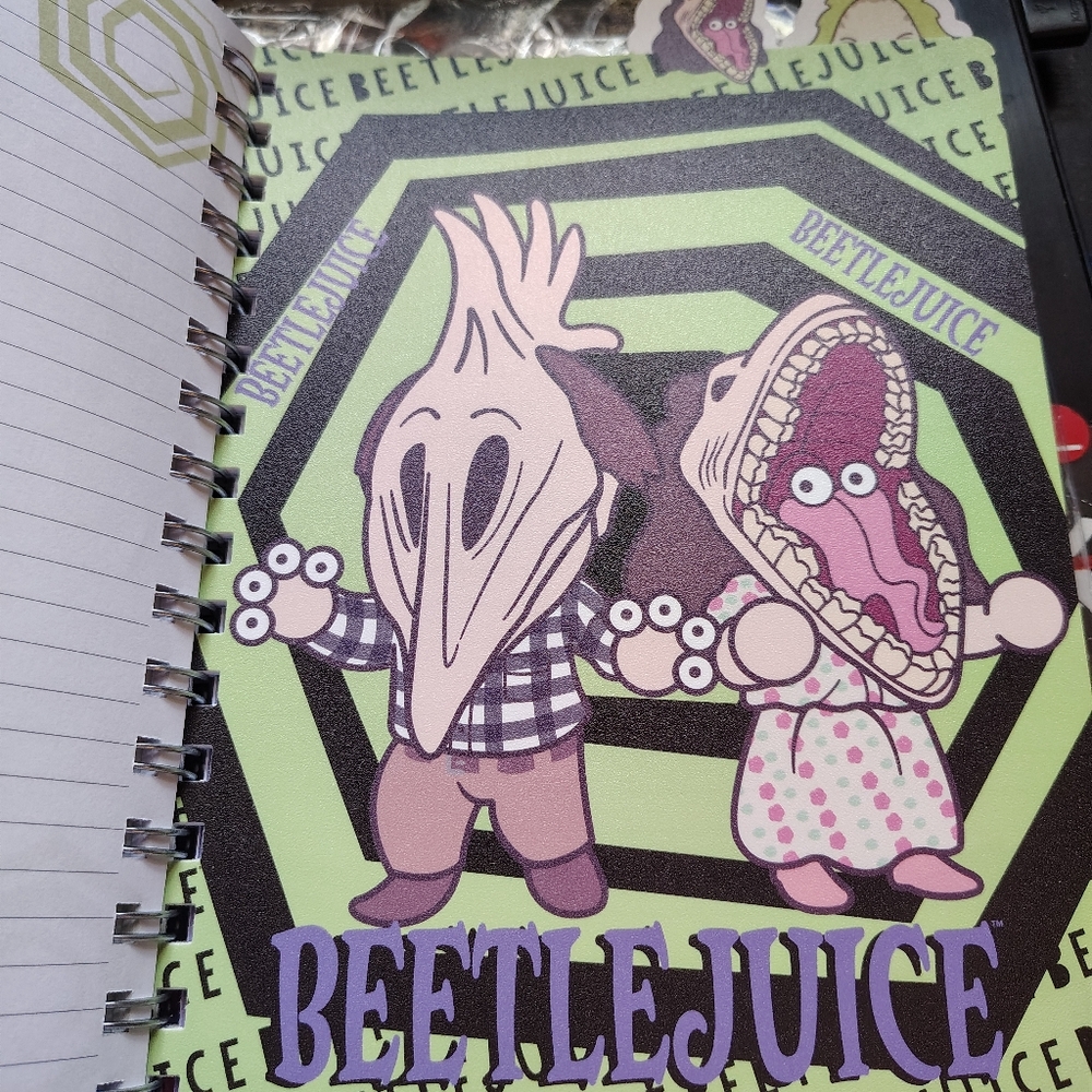 🪲NWT Beetlejuice Vinyl Covered Spiral Journal w/ Vinyl Separators - Picture 15 of 16
